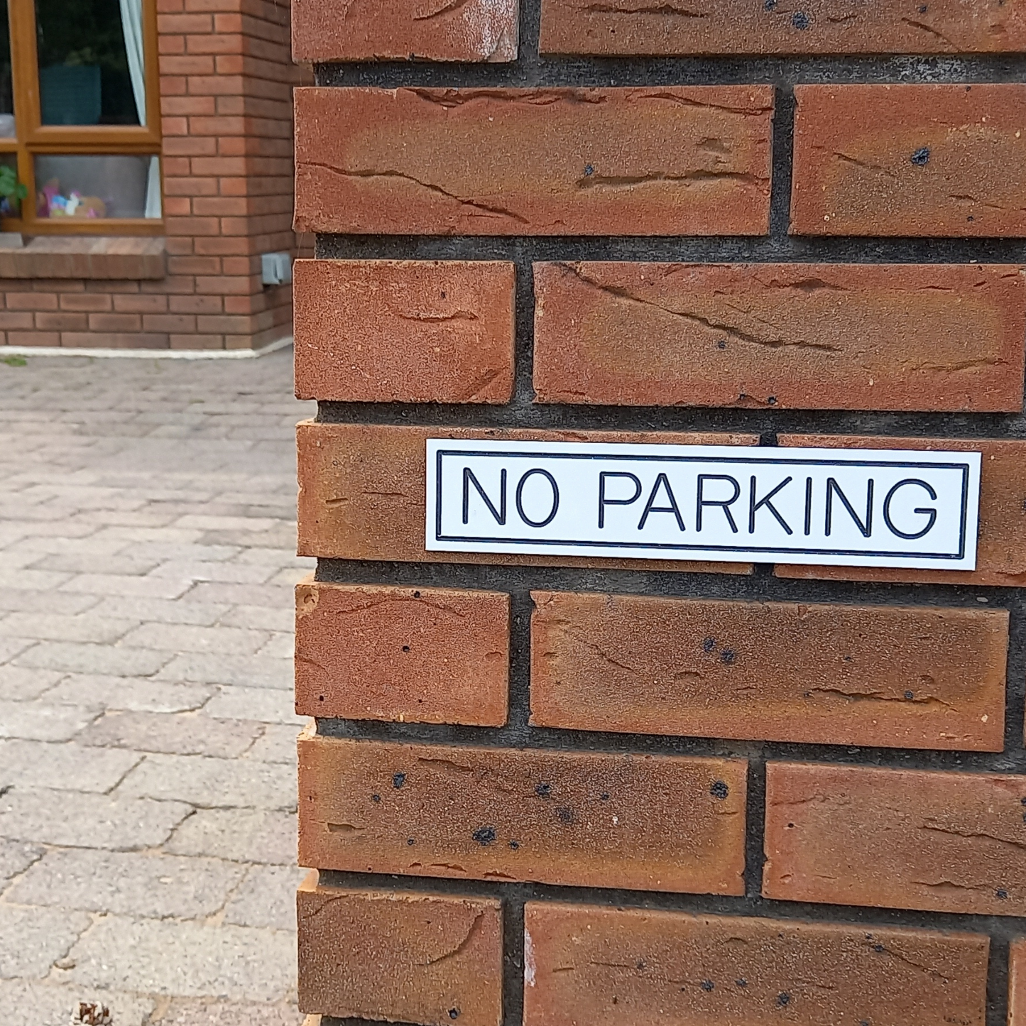 Aluminium "No Parking" Sign - Stick On- White Gloss