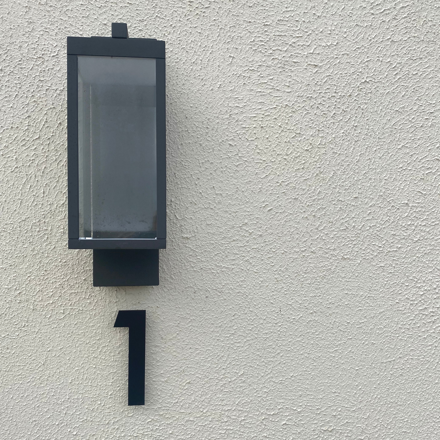 Floating Number 1 - Black Gloss (150mm high)